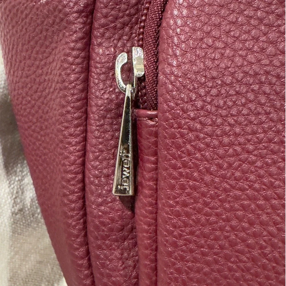 Jewell by Thirty-One Burgundy Vegan Leather Backpack Bag 128107‎ Burgundy